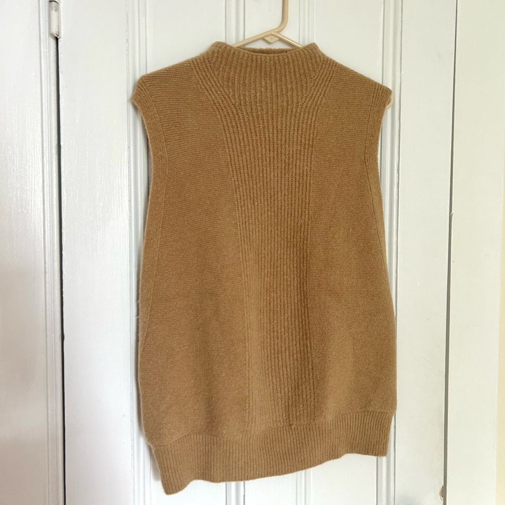 SOLD- Banana Republic Sleeveless Cowl Neck Wool Pull-Over Sweater/Vest